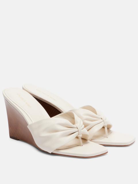 Leather wedge sandals