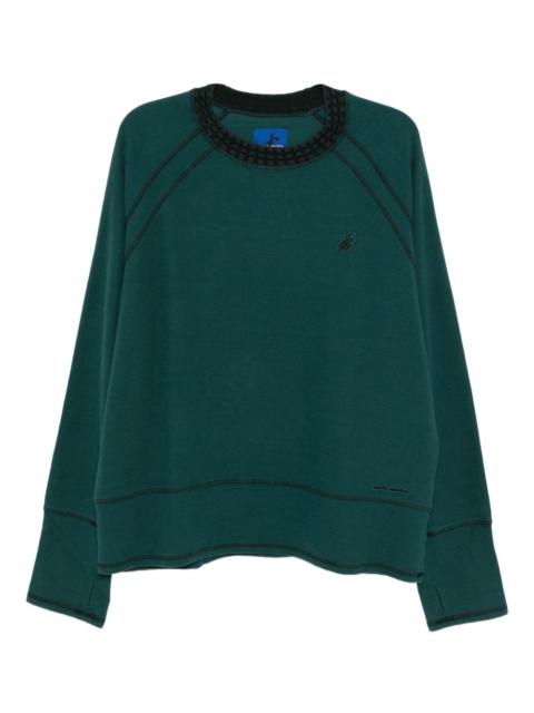 slogan-embroidered T-shirt