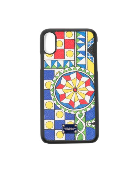 geometric-pattern phone case