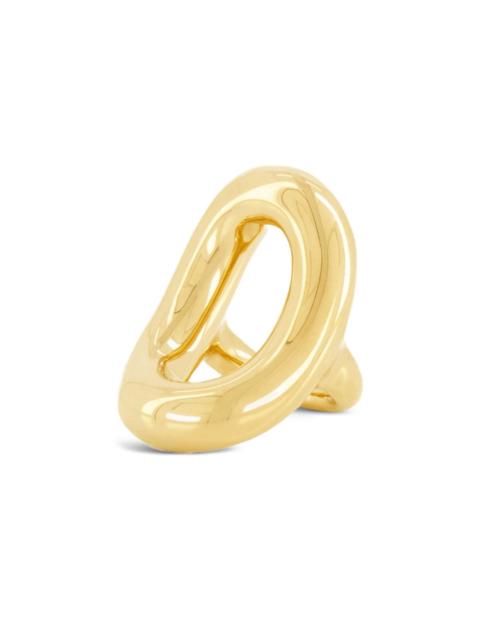 oval-frame gold ring