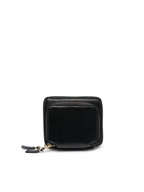 zipped leather wallet