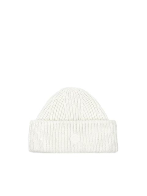 ribbed-knit beanie