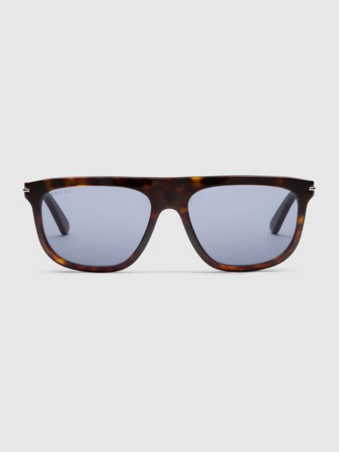 Oval frame sunglasses