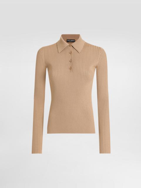 Ribbed wool pullover
