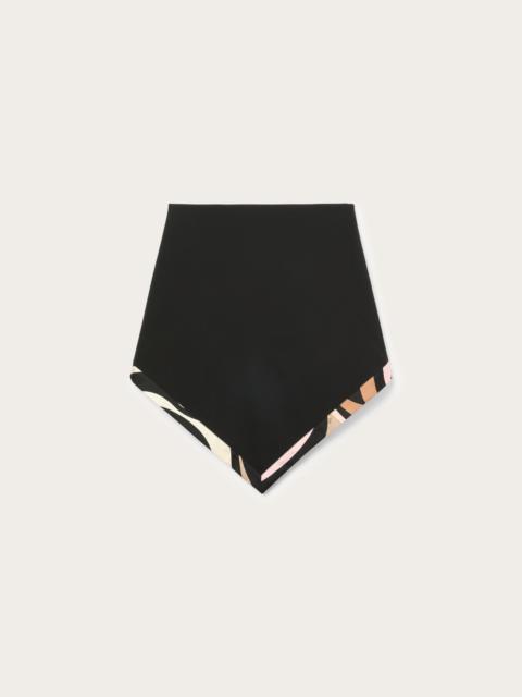 SKIRT WITH TRIANGLE PRINTED HEMLINE