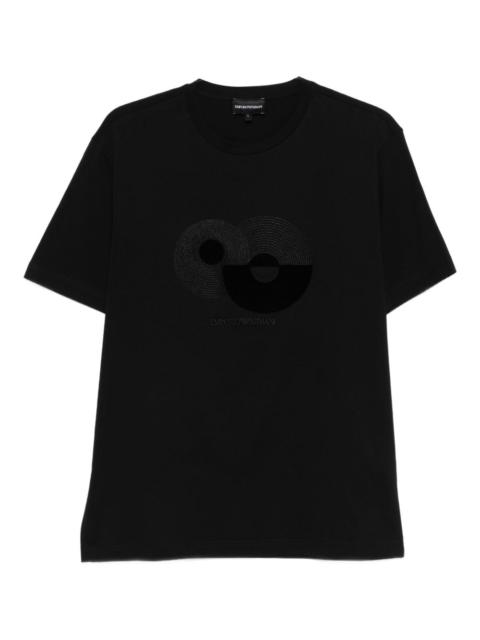 logo-embroidered T-shirt