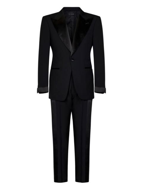 single-breasted wool suit