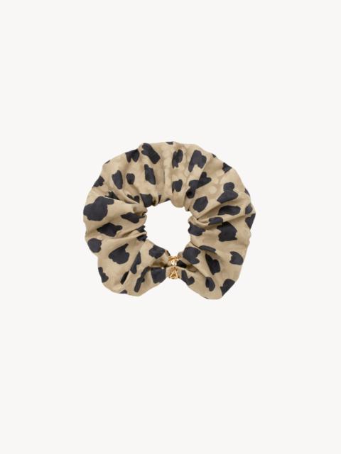 CASSANDRE SCRUNCHIE IN SILK JACQUARD