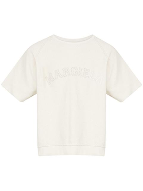 logo-embroidered T-shirt