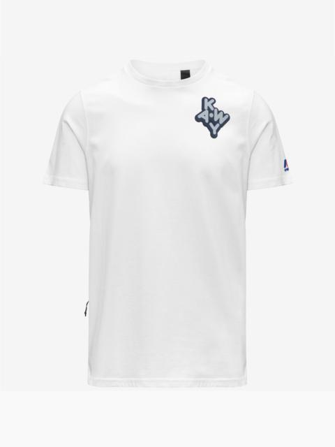 LEONIDE SCATTERED LETTERING