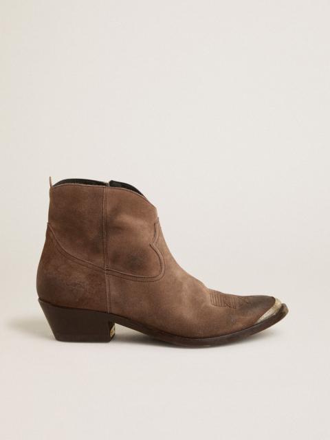Young ankle boots in dark brown suede