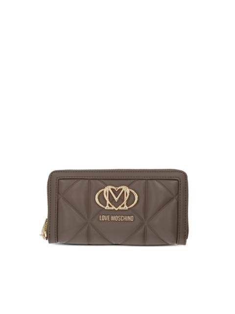 quilted zipped wallet