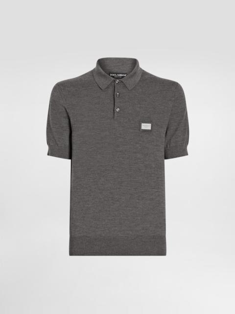 Wool polo-shirt with branded tag