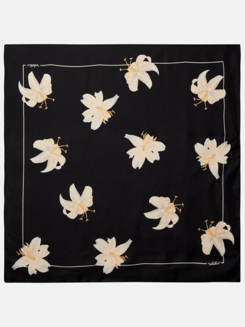 Après L'Hiver silk scarf