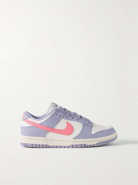 Dunk Low leather sneakers