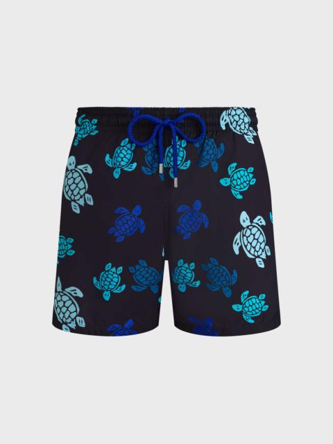 MEN ULTRA-LIGHT AND PACKABLE SWIM TRUNKS TORTUES MULTICOLORES