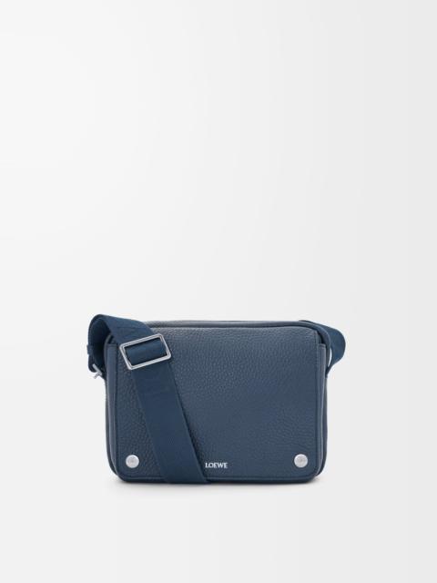 Medium Pebble messenger bag in supple grained calfskin