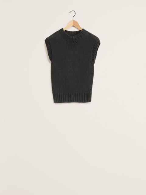 CHUNKY SLEEVELESS SWEATER