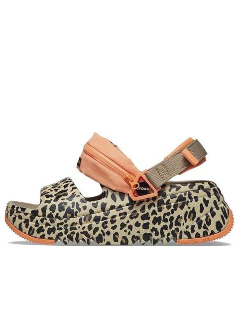 (WMNS) Crocs Hiker Xscape Animal Sandals 'Khaki Leopard' 208611-2BY