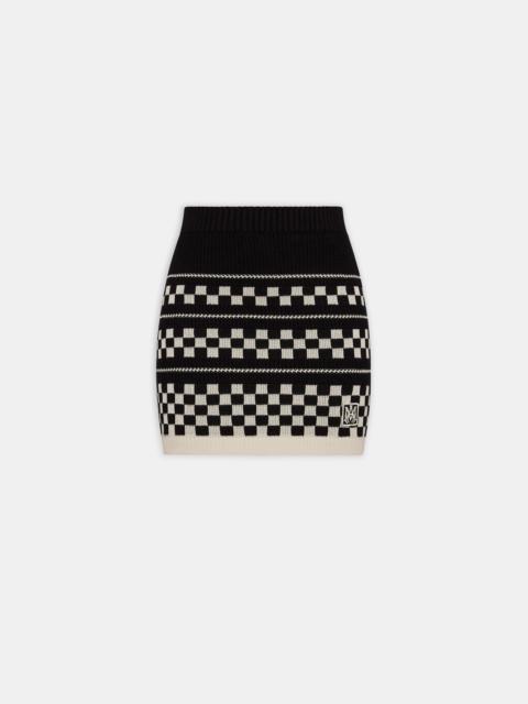 WOMEN'S CHECKERED MESH SKIRT