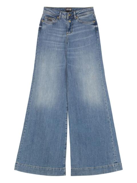 wide-leg five-pocket jeans