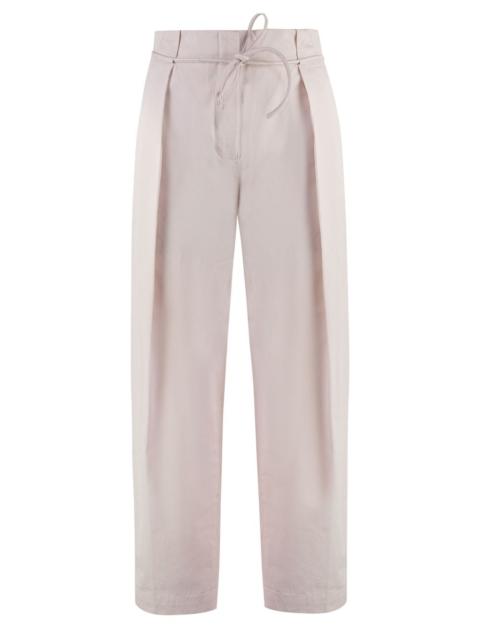 belted trousers