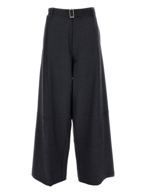 belted trousers