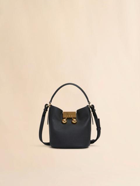 BLACK LEATHER TRUNKAROO BUCKET BAG