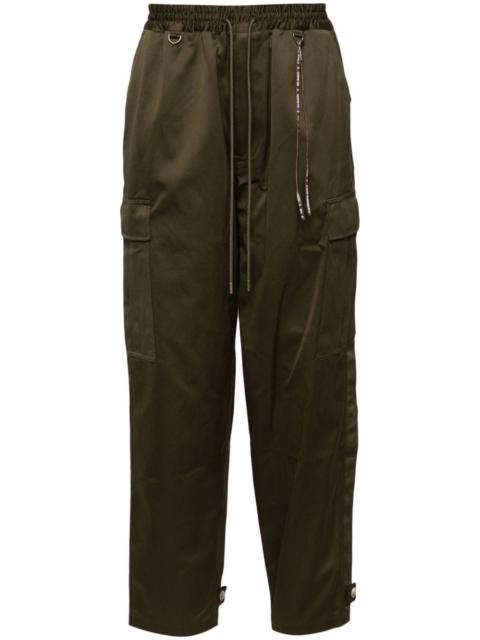 tapered cargo trousers