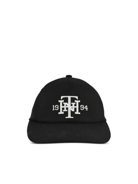 lettering-embroidered baseball cap