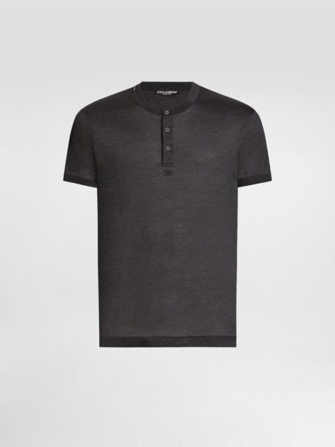 Serafino silk t-shirt with embroidery