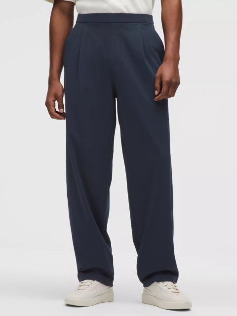 Men's Daydrift Relaxed-Fit Pleated Trouser *Regular