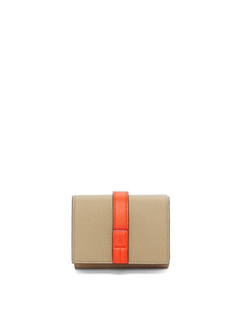 Trifold wallet in soft grained calfskin