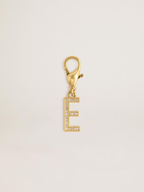 Letter E charm in gold-colored brass with crystals