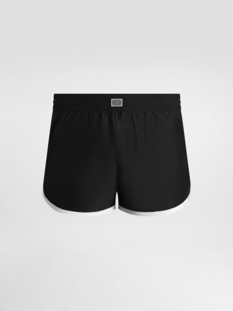 Short swim trunks with tag