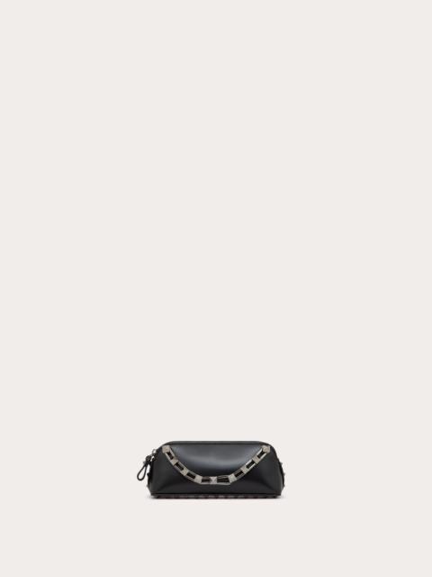 MINI ROCKSTUD SHINY CALFSKIN CLUTCH