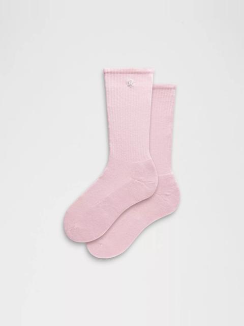 Unisex Daily Essential Crew Socks