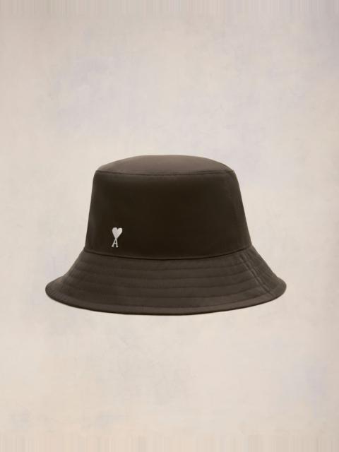AMI DE COEUR STUD BUCKET HAT