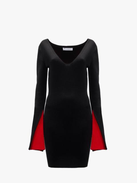 CONTRAST CUFF FITTED DRESS