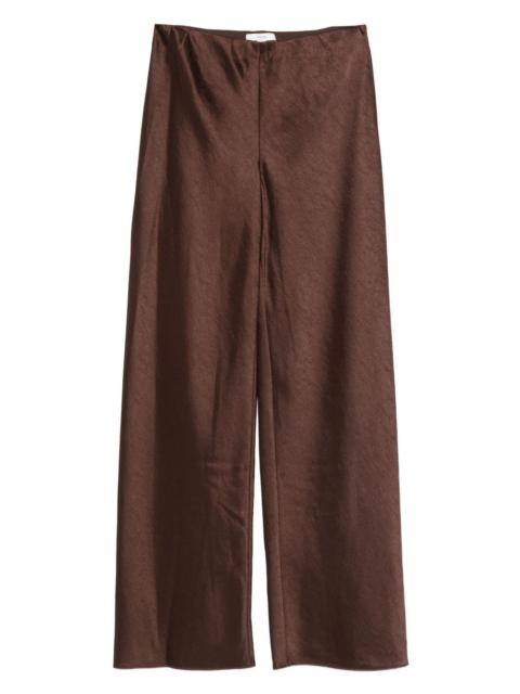 wide leg trousers