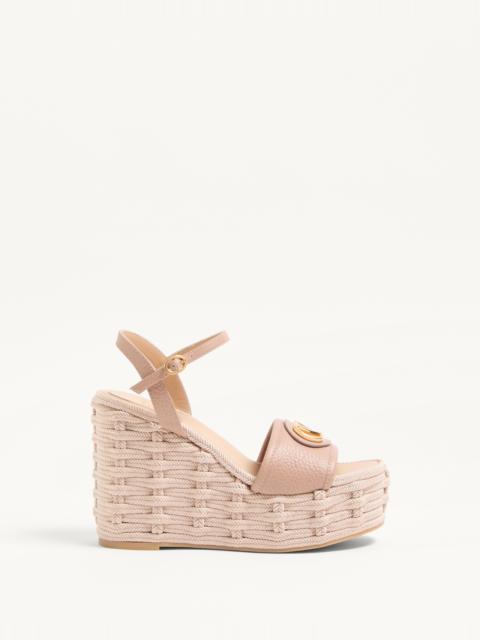 VLOGO SIGNATURE WEDGE SANDAL IN GRAINY CALFSKIN 120MM