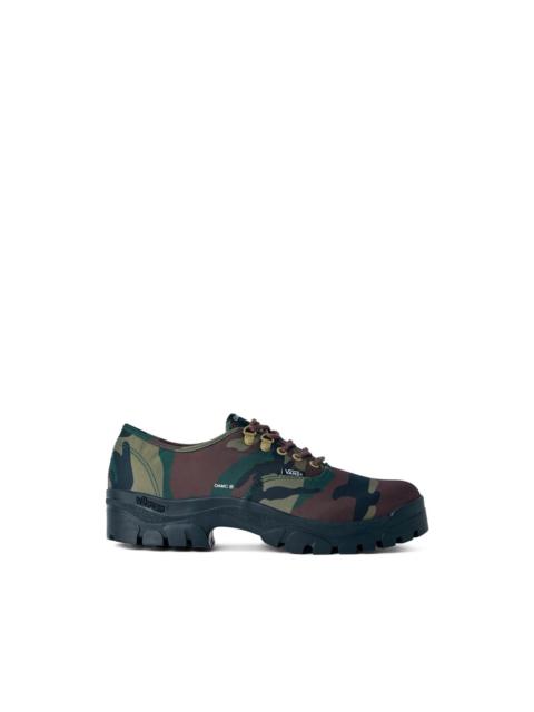 x Vans camouflage-pattern sneakers