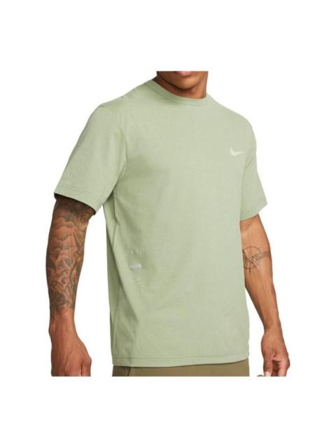 Nike Dri-FIT UV Hyverse Spnt 'Green' FN7290-386