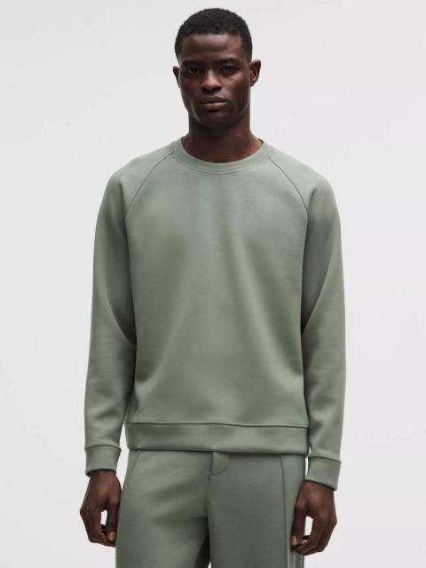 Smooth Spacer Classic-Fit Crew