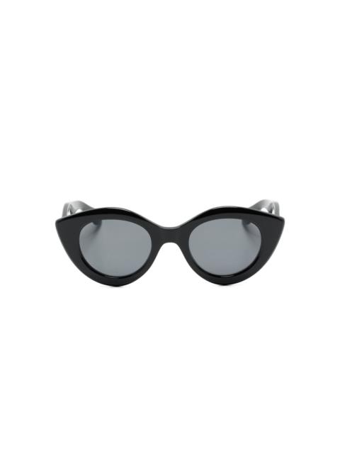cat-eye sunglasses