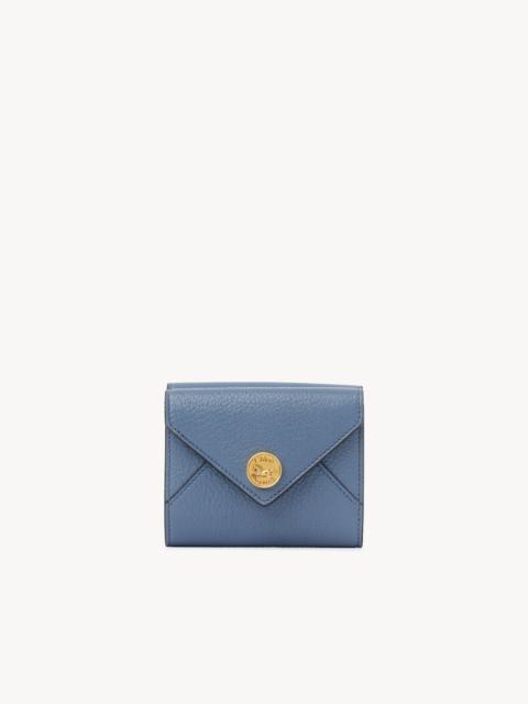 SMALL ENVELOPE TRI-FOLD IN GRAINED LEATHER