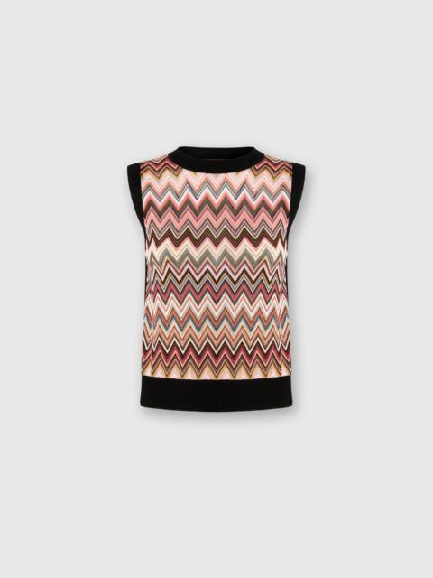 Viscose-blend crewneck vest with chevron insert