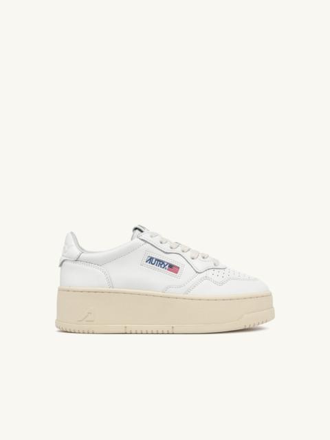 MEDALIST PLATFORM SNEAKERS IN WHITE LEATHER