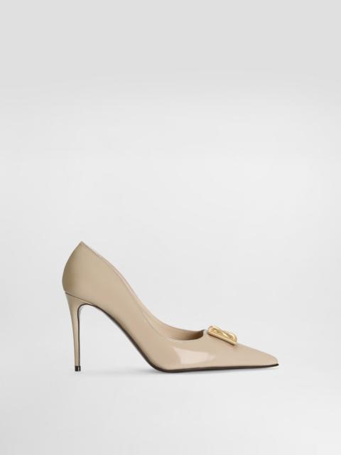 Calfskin pumps