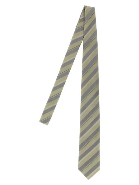 Operated stripe tie